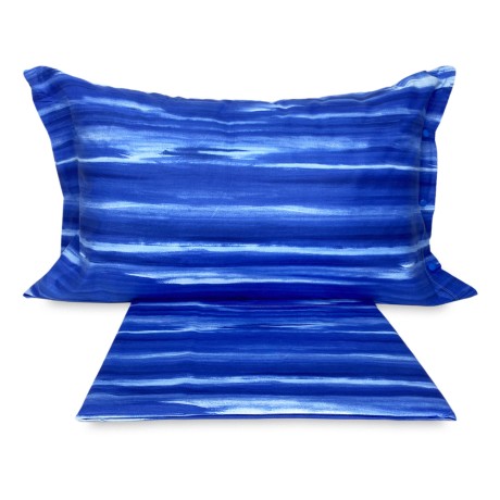 duvet cover with streaks on blue 2