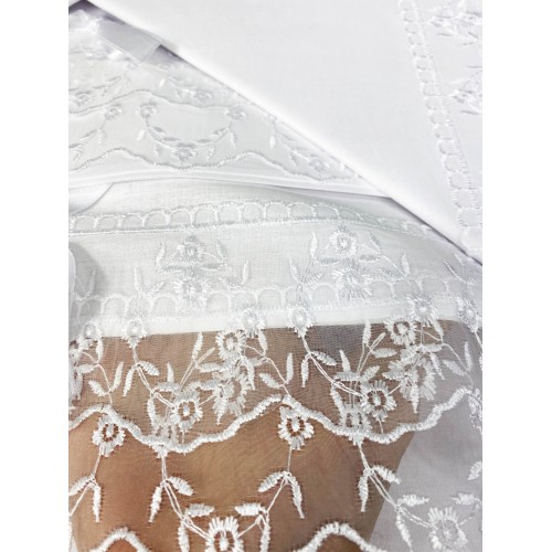 LAKEN MIT WEISSER ORGANZA-SPITZE DOPPELTE HOCHZEITSIDEE