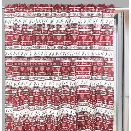 Cortinas estilo Montaro con ciervo