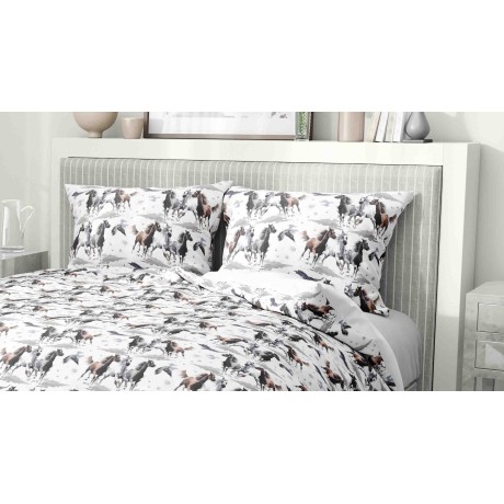 Duvet cover with horses 2