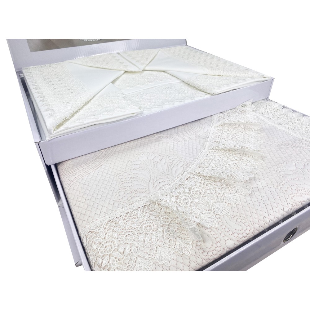 SUSY TRUNK finished with Macramé Lace DOUBLE sheet and BEDSPREAD idea BRIDE
