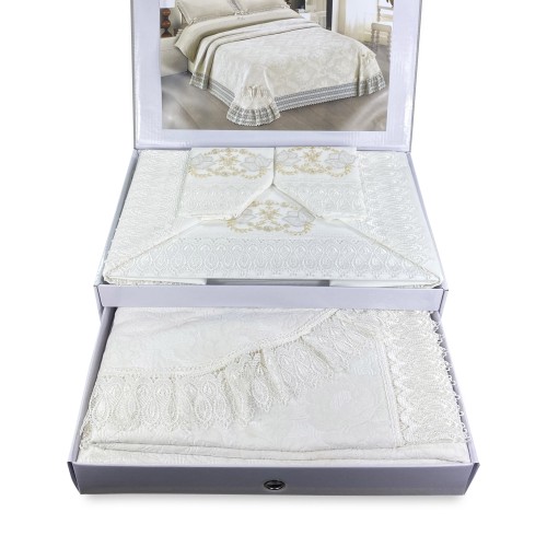 bridal idea sheets and bedspread set with macramé lace