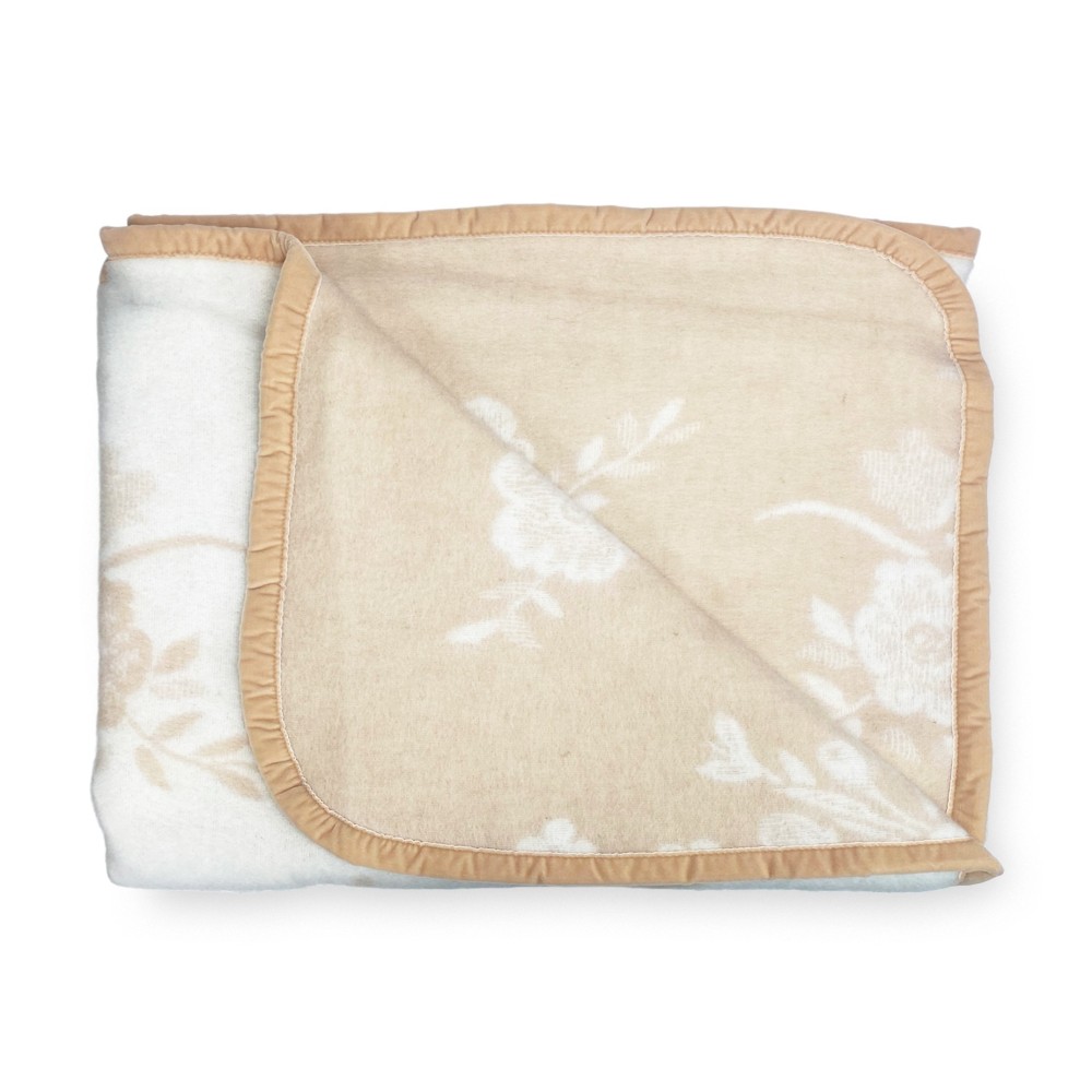 Couverture en Pure laine vierge dans un beau design classique sur fond beige