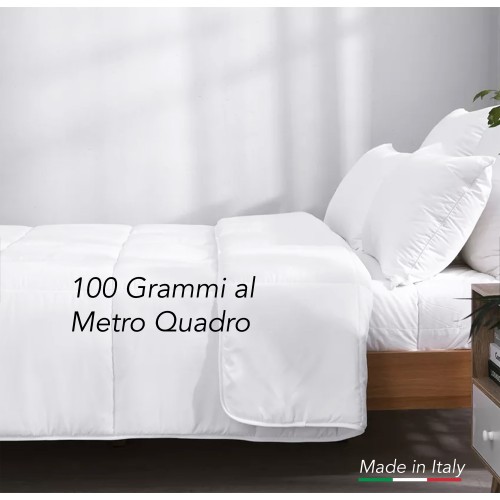 Un duvet de plumes en été, doux en microfibre, légère et souple, idéal pour la saison estivale