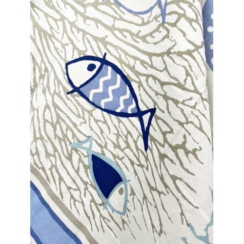 Beach towel in pure cotton foutà with knotted fringes measuring cm. 100x200