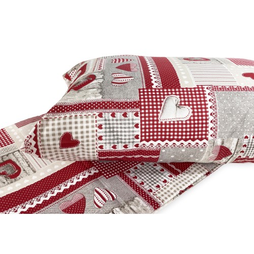 Détail motif coeurs bordeaux en 100 % coton italien