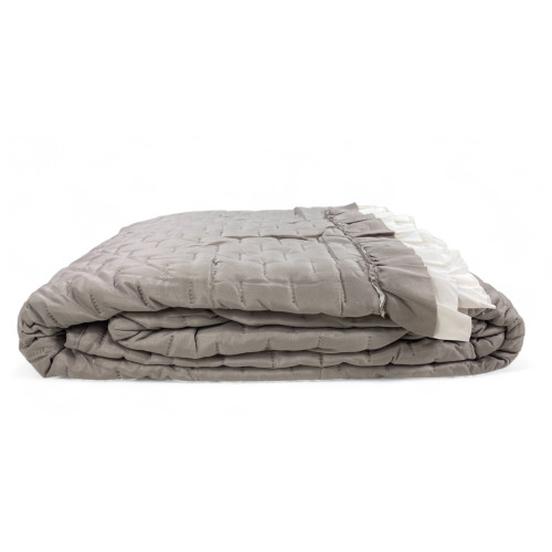 Gesteppte Tagesdecke mit Rüschen in Taupe/Creme Taupe/Creme