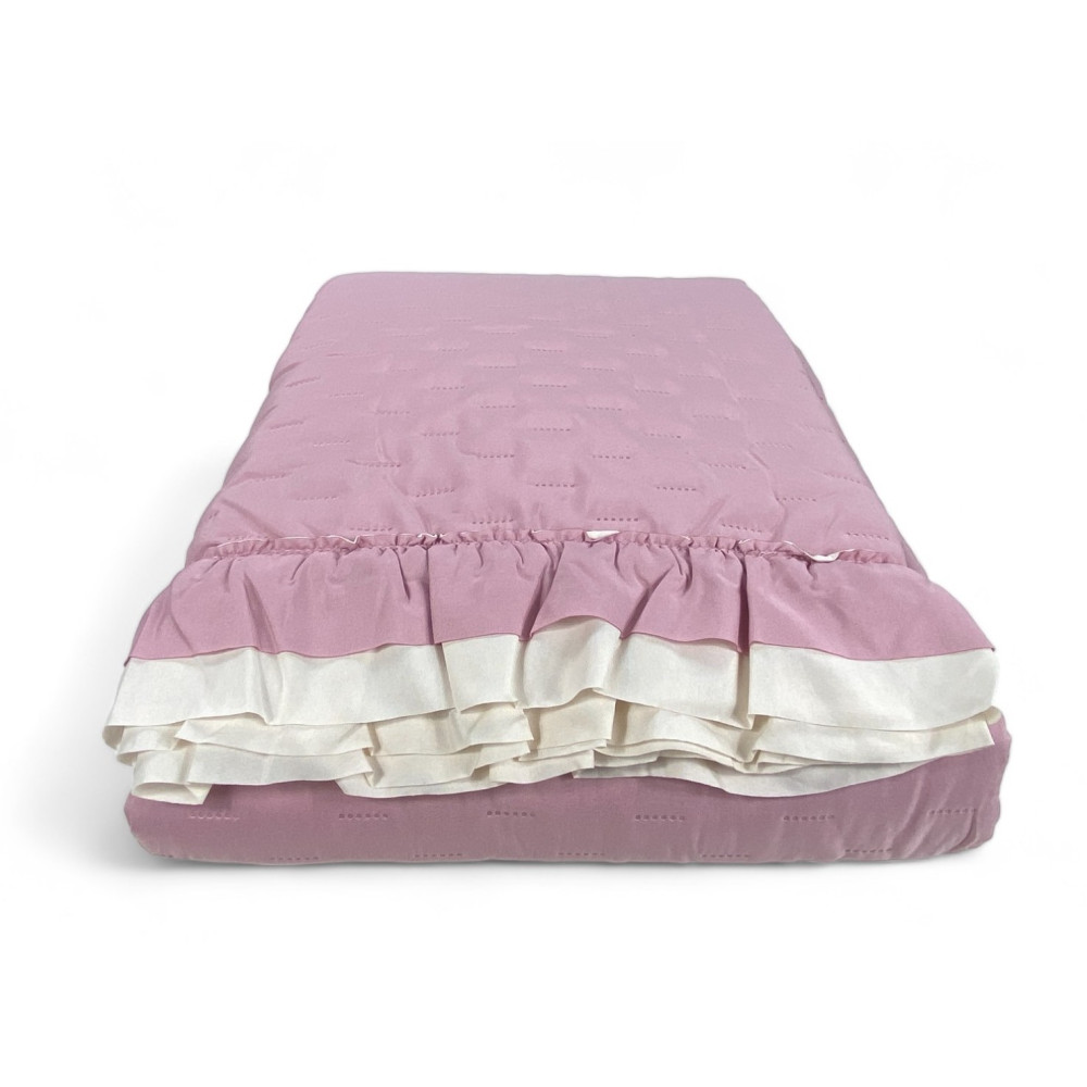 Quilted bedspread with ruffles in solid color Pink/Cream