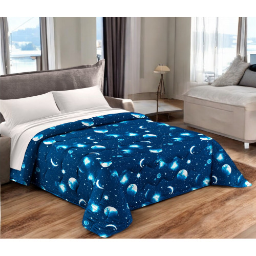Couette avec étoiles lunes