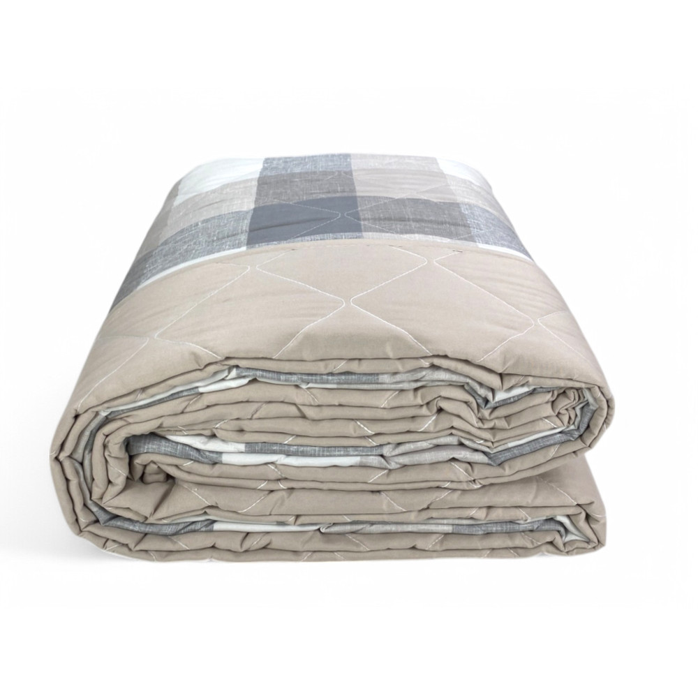 Solid light beige bedspread back, perfectly matched to the checked design