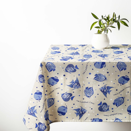 Nappe Dory « How Deep is the Sea » – Imprimé poisson bleu sur fond brut – Fabriqué en Italie