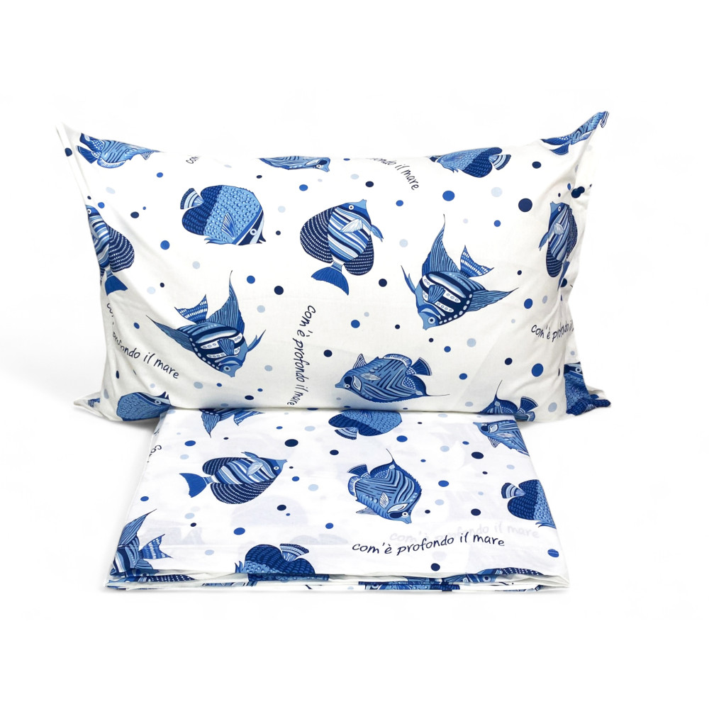 Parure de lit « How Deep is the Sea » avec imprimé poisson bleu sur fond blanc