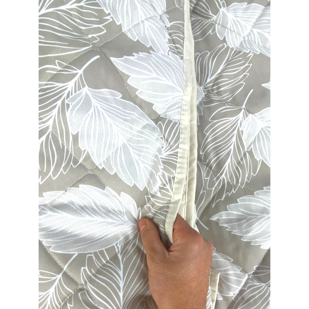 Beige Leaf Quilt - Mikrofaser Tagesdecke für die Zwischensaison - Made in Italy