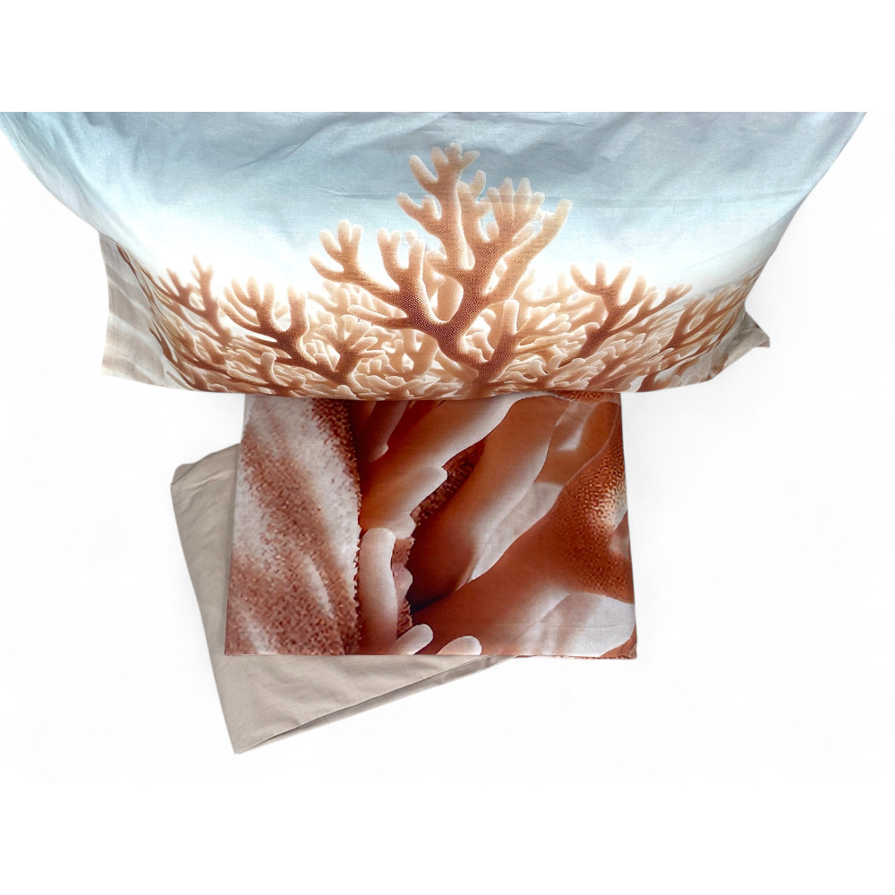 Oberes Laken mit sichtbarem Volant für die Tagesdeckenfunktion des Modells Corallo