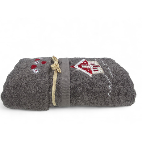 Graues Tiroler Tiroler Handtuchset mit Stickerei Alpenhaus aus 100% Baumwollfrottee 2