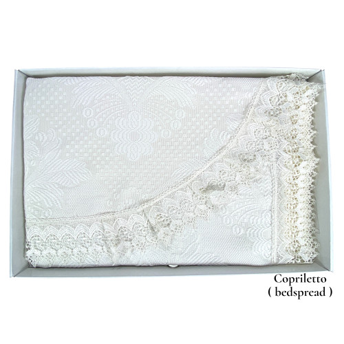 Caja de regalo Aurora: conjunto de novia con sábana y colcha refinadas