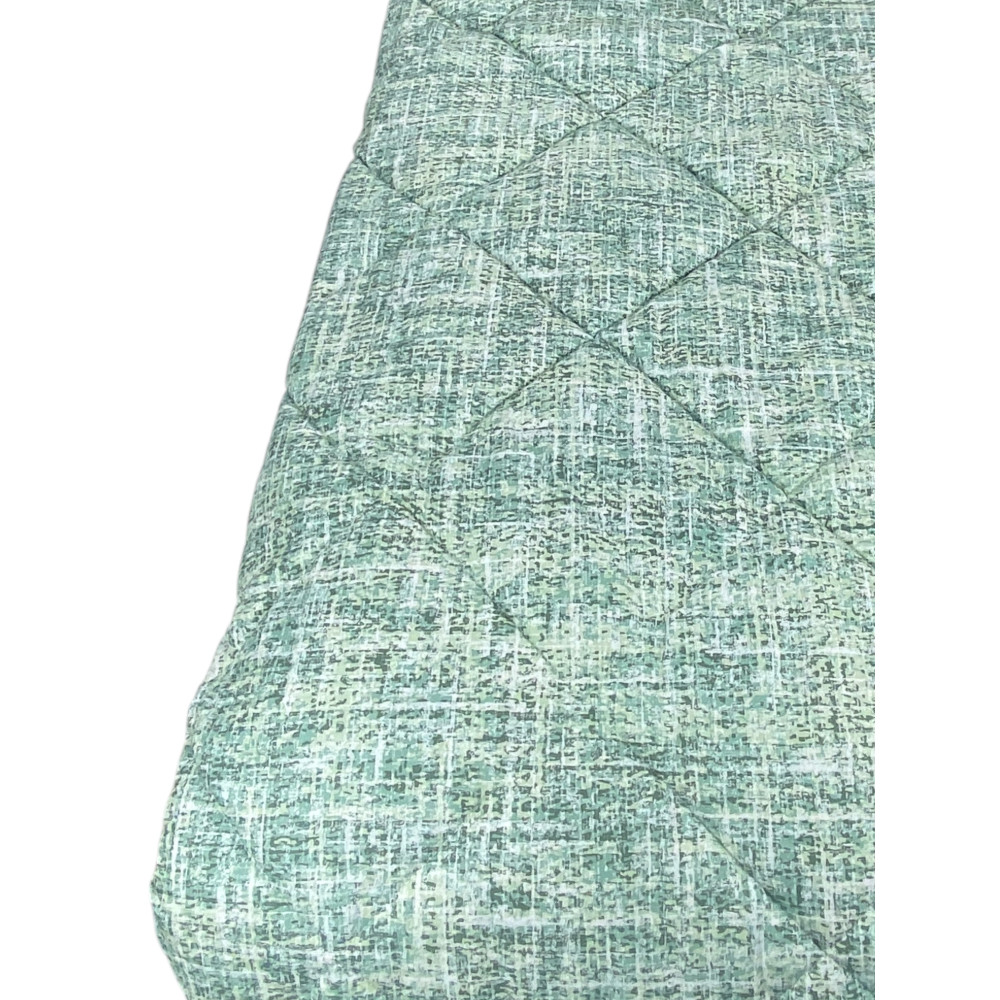 Kot Coco Green Bedspread - Detail of the checked quilting.