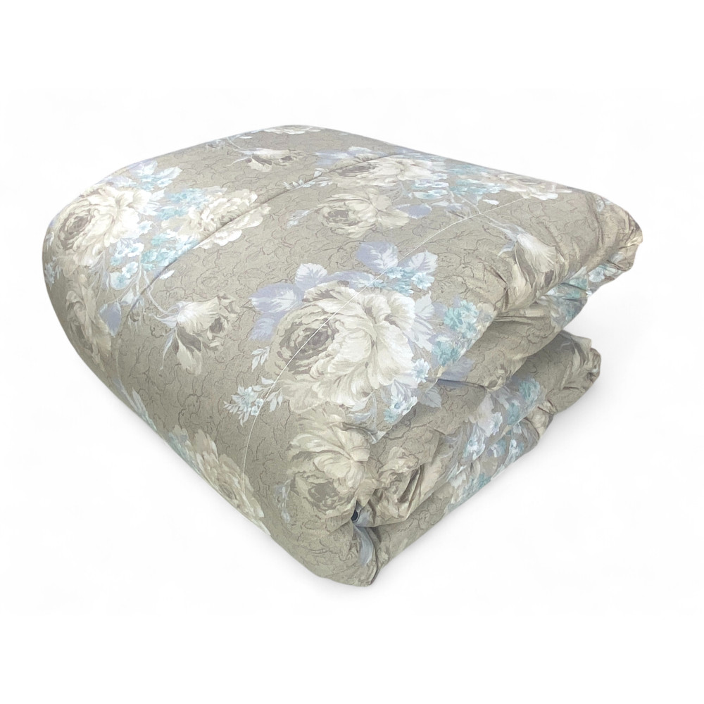 Sanderson Bow Quilt - Microfiber fabric detail and soft and resistant quilting