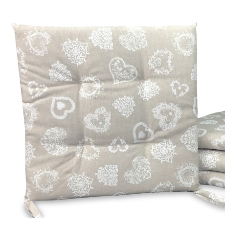 SOFT DORY TYROLEAN HEART WHITE MOUNTAIN CHAIR COVER 2