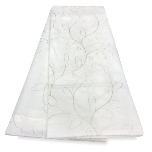 PAR DE CORTINAS NOEMI BORDADO MODERNO CON HOJA BLANCA