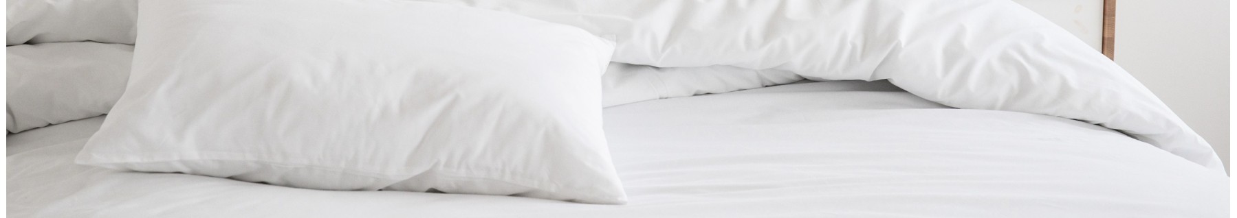 Guanciali e Cuscini Letto: Comfort e Qualità per il Tuo Riposo