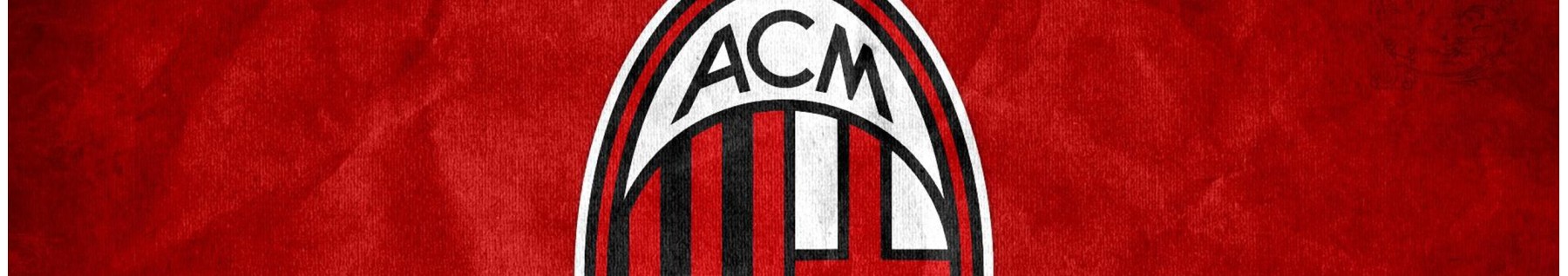Le linge et les accessoires de football de Milan, drap de lit, coussin, couette, peignoir, serviette.